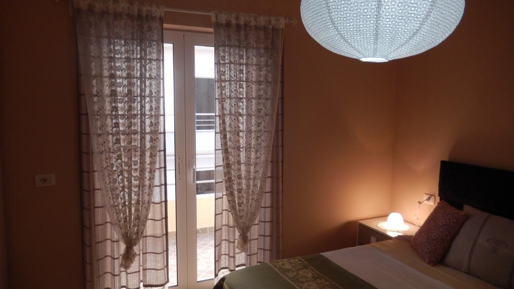 Jelena'S Luxury Apartments Sarande Exterior photo